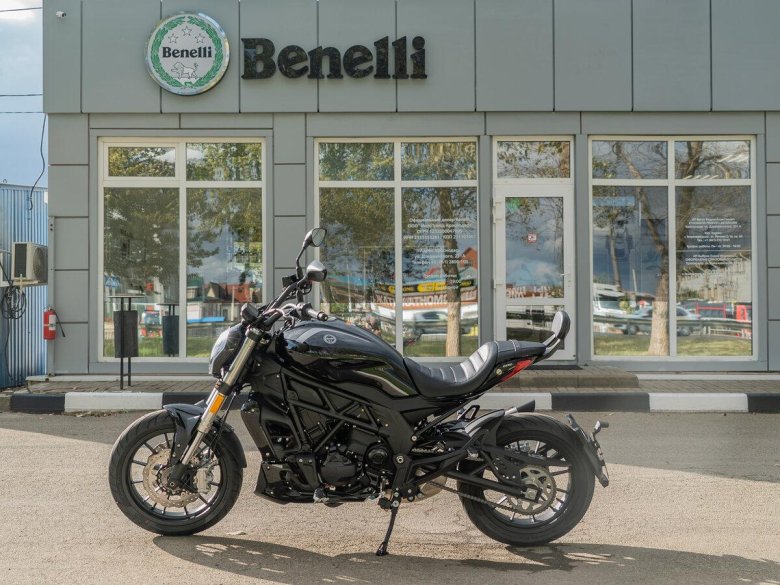 Benelli leoncino 500 trail