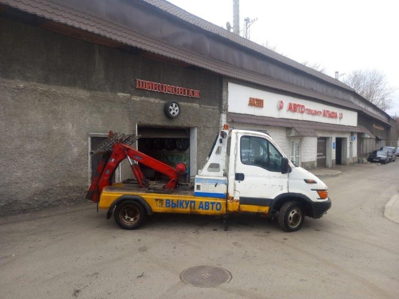 Эвакуатор частичной погрузки Iveco Daily