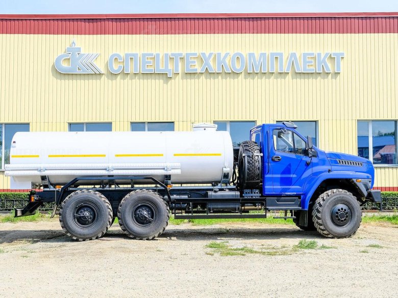 Урал некст водовоз