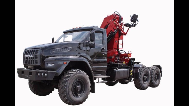 Урал Некст 6х6 тягач