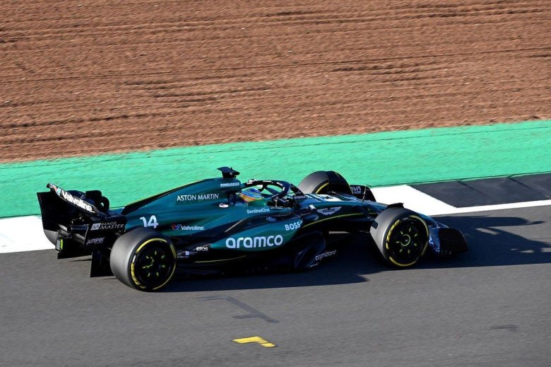 Aston martin f1 2022