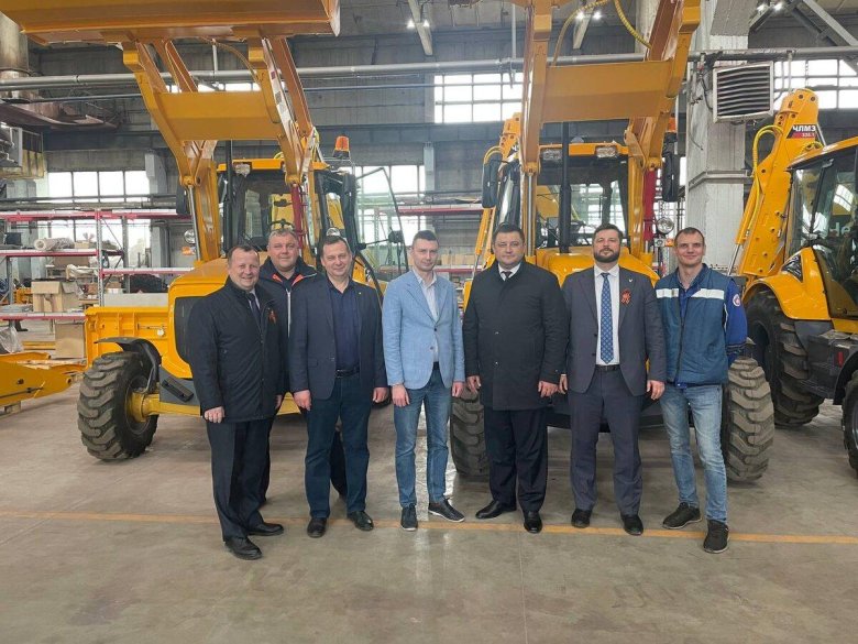 Елаз экскаватор погрузчик