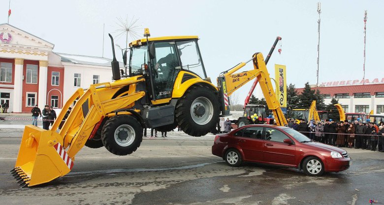 Экскаватор-погрузчик ДЭМ-310