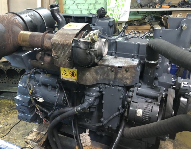 Двигатель Комацу pc400