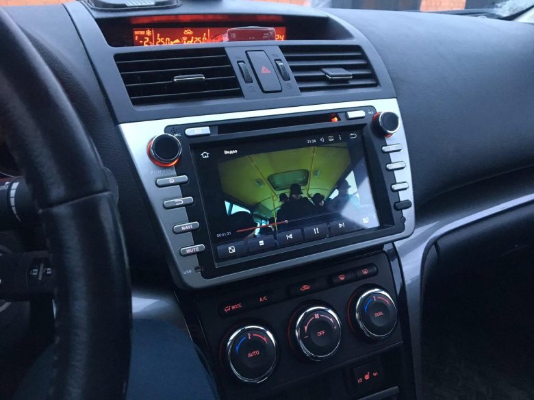 Штатная магнитола Мазда 6 GH С экраном