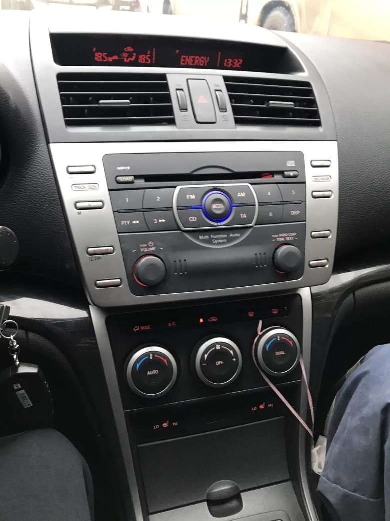 Магнитола на мазду 6 2008 года