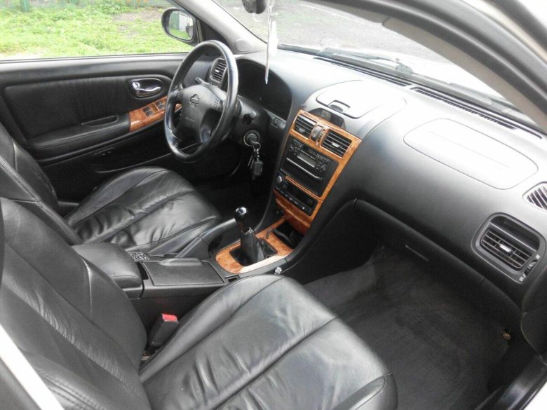 Nissan maxima 2003 салон