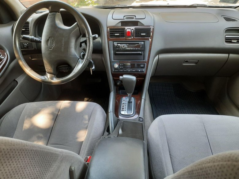 Ниссан максима а33 2.0 салон