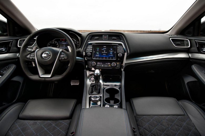 Ниссан Максима 2018 салон