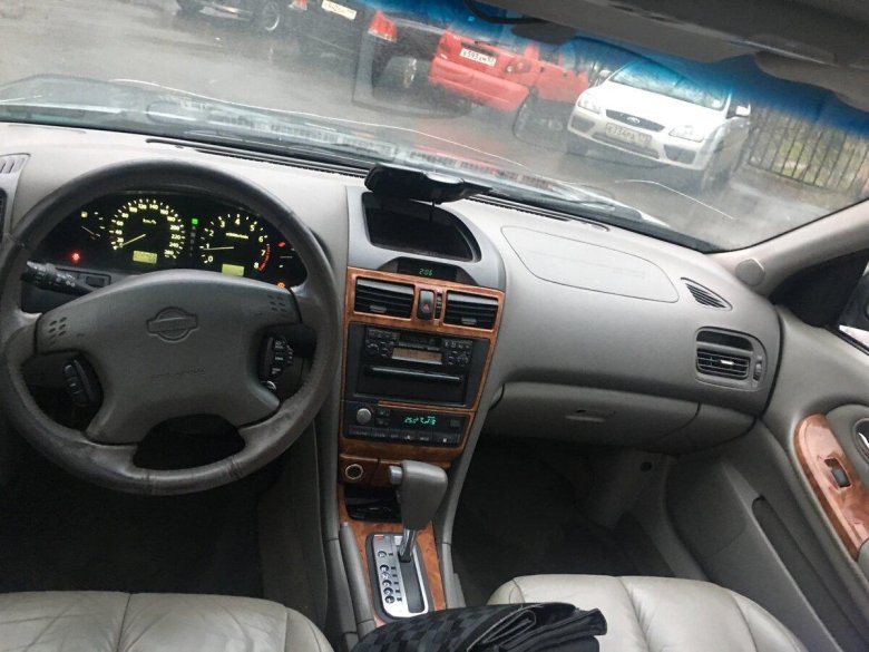 Ниссан Максима 2002