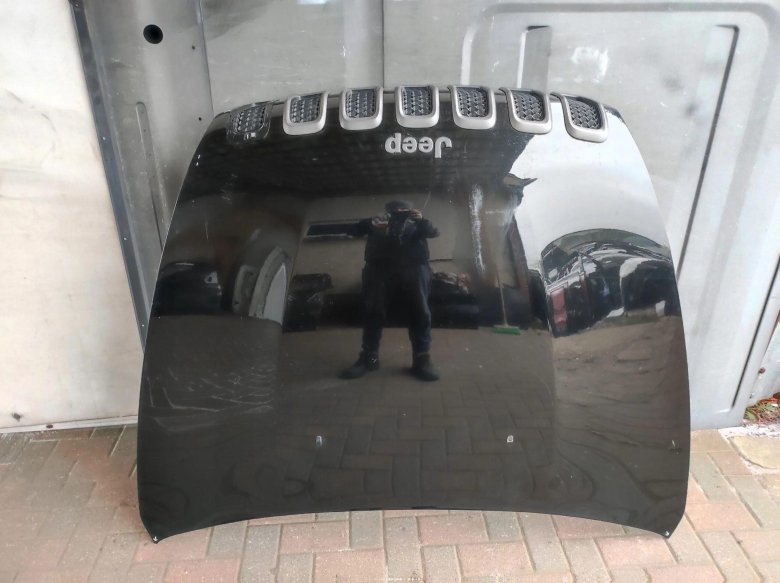 Накладка на капот Jeep Commander