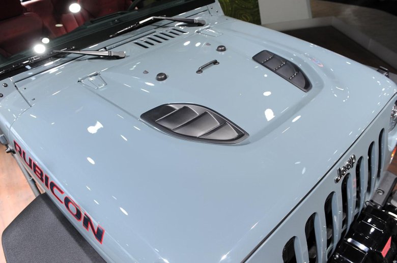 Капот Jeep Wrangler JK