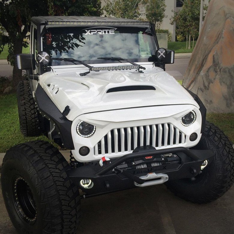 Капот Jeep Wrangler JK