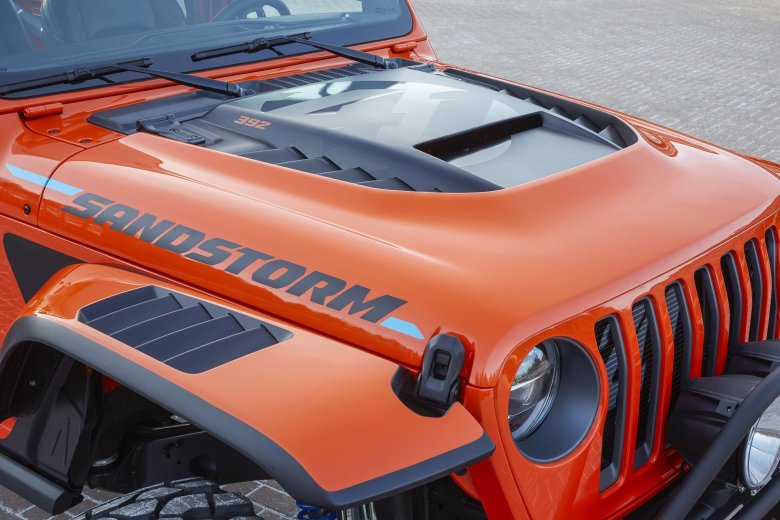 Jeep Wrangler капот