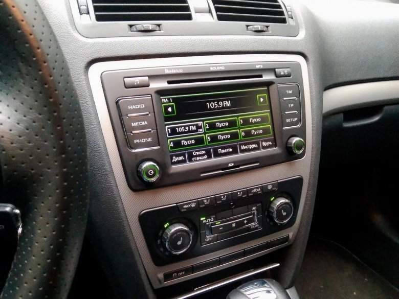 Магнитола Шкода Октавия а5