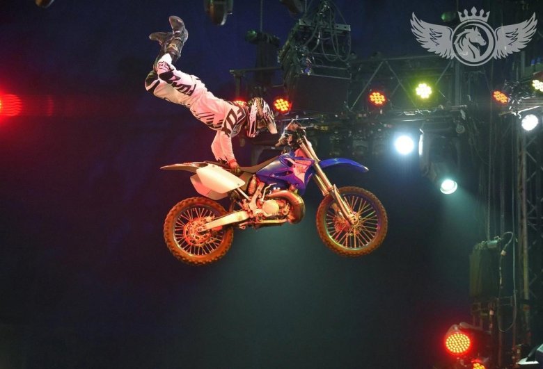Цирковой мотоцикл