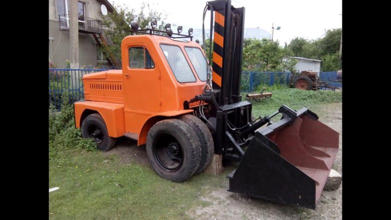 Львовский автопогрузчик 4045
