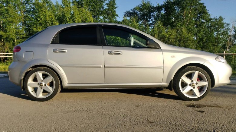 Chevrolet Lacetti на 17 дисках