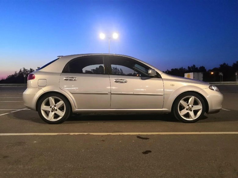 Chevrolet Lacetti на 17 дисках