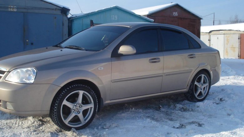 Шевроле Лачетти на 17 литье