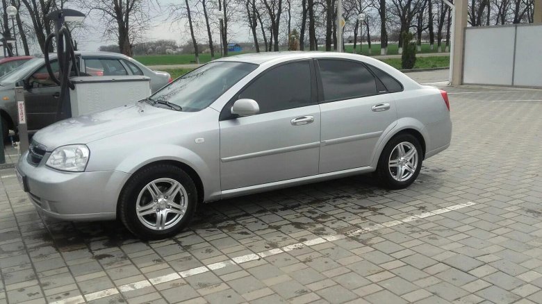 Шевроле Лачетти седан 1.6