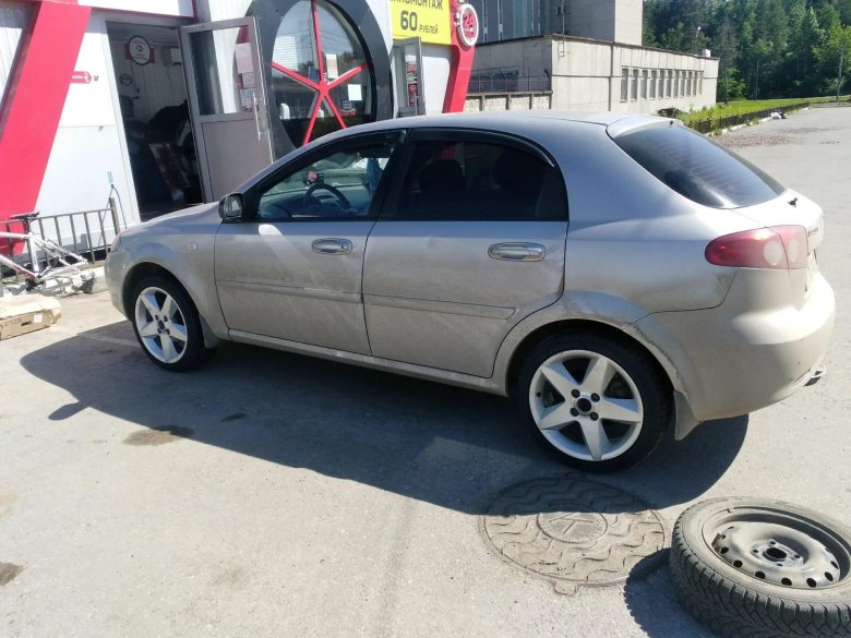 Шевроле Лачетти колеса r17