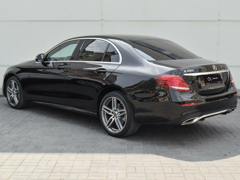 Мерседес е200 2018 черный