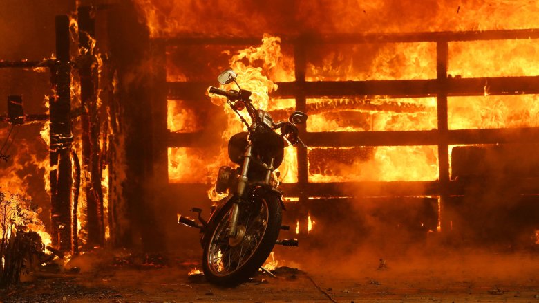 Мотоцикл призрачного гонщика