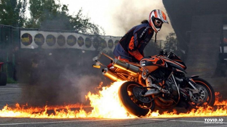 Бернаут на мотоцикле