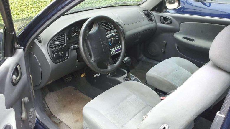 Chevrolet lanos салон