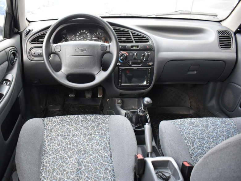 Chevrolet lanos 2008 салон