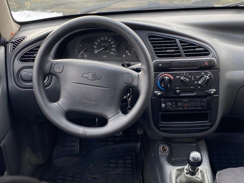 Chevrolet lanos 2008 салон