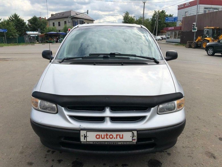 Крайслер вояджер 1998