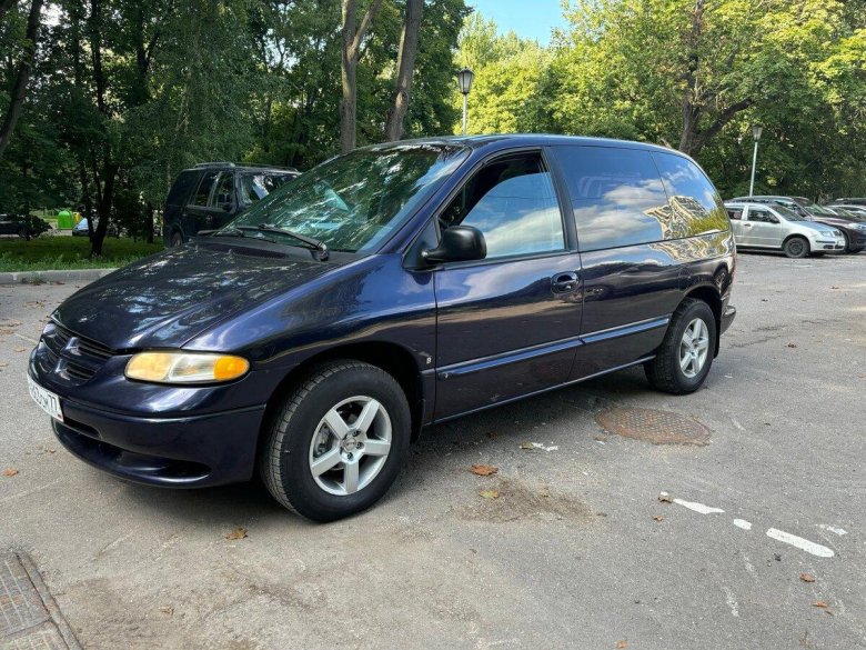 Додж караван 2000г