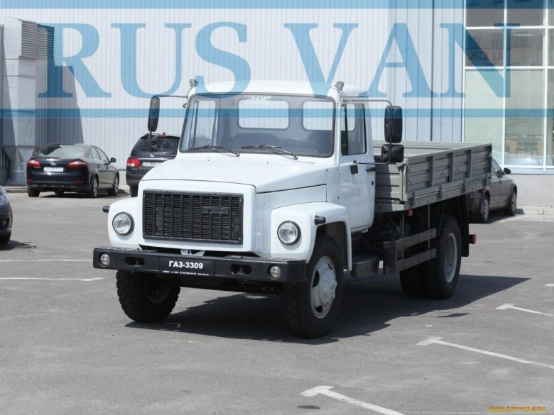 Грузовик ГАЗ 3309 бортовой