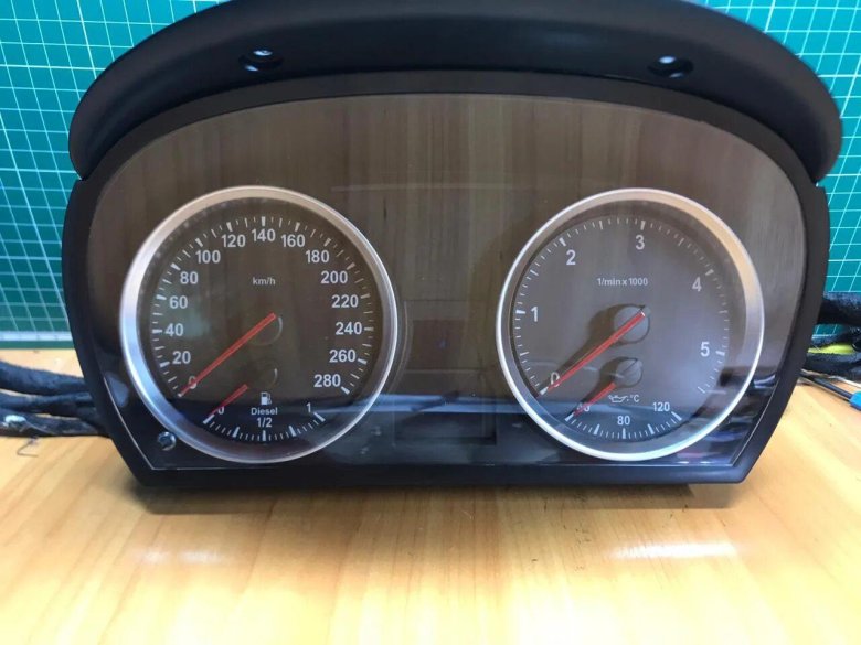 Бмв х1 приборная панель