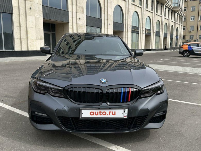 БМВ 3 2020