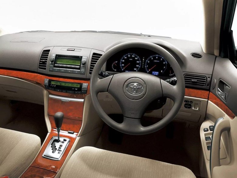 Toyota Allion 2004 салон