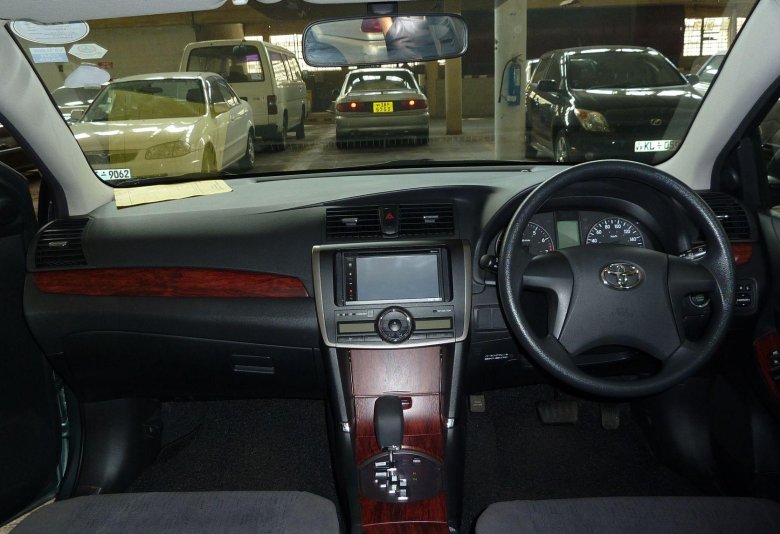 Toyota Allion 2010 салон