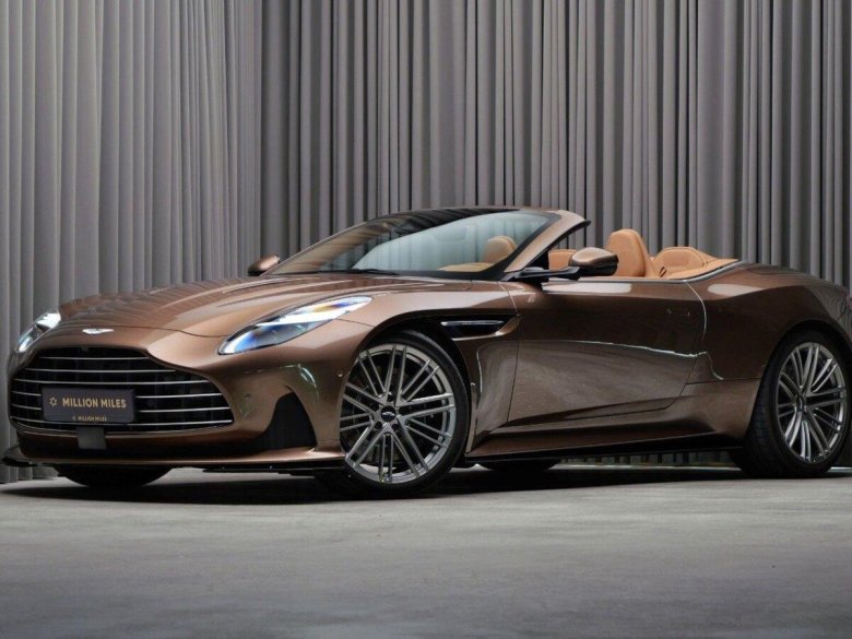 Aston martin db 11 volante