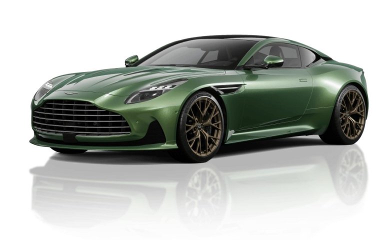 Астон мартин 2021
