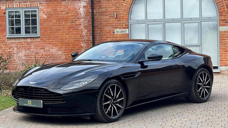 Aston martin db11
