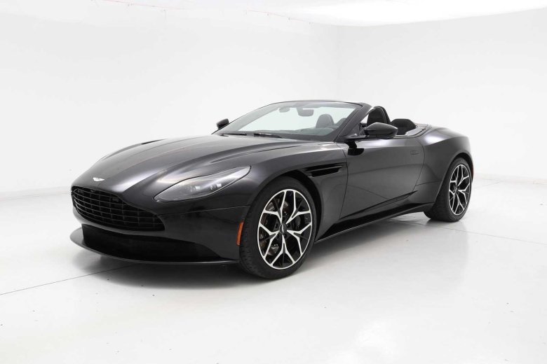 Астон Мартин кабриолет 2022