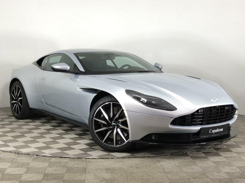 Aston Martin db11 v12