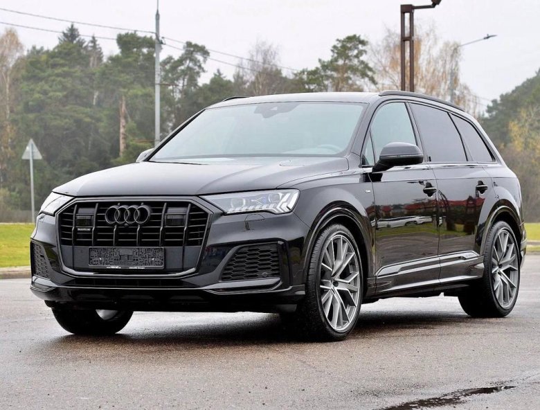 Audi q7 2021 Black