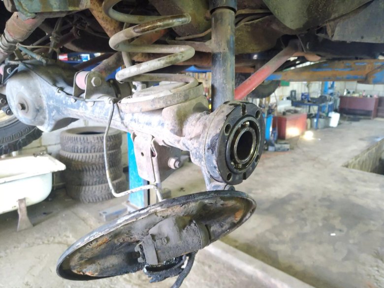 Задний мост Шеви Нива