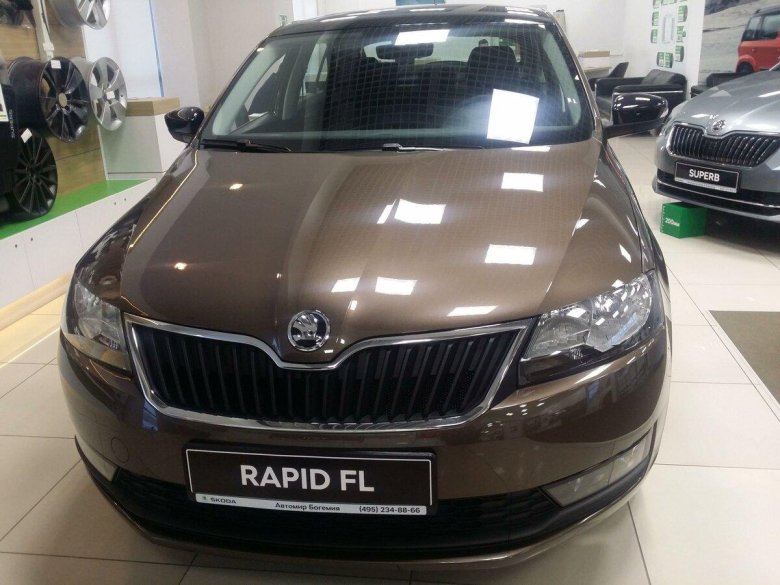 Шкода Рапид 2019 черная