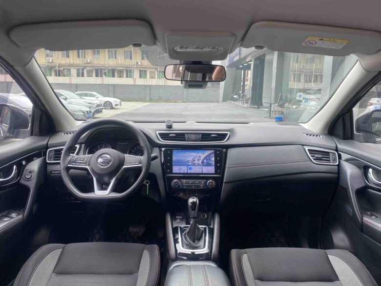 Nissan qashqai 2021 салон