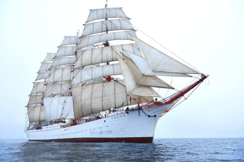 Крузенштерн парусник