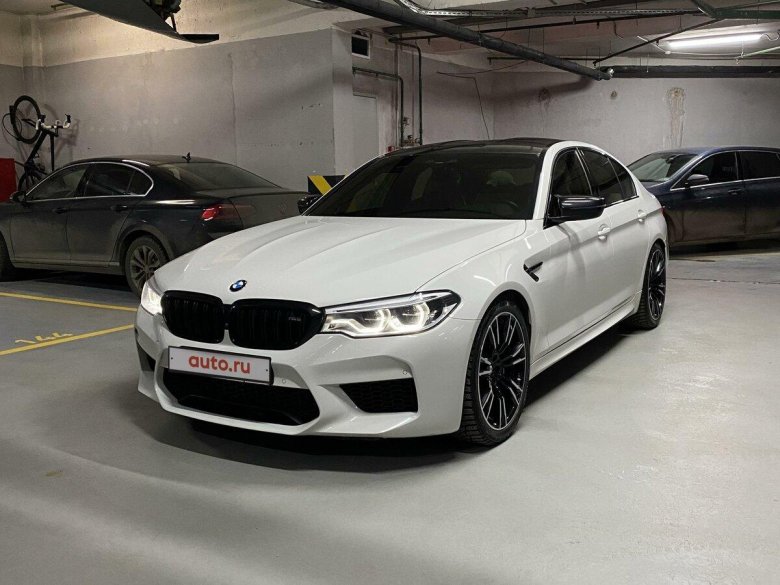 Машина бмв м 5 ф 90 компетишн